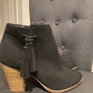 Black ankle booties